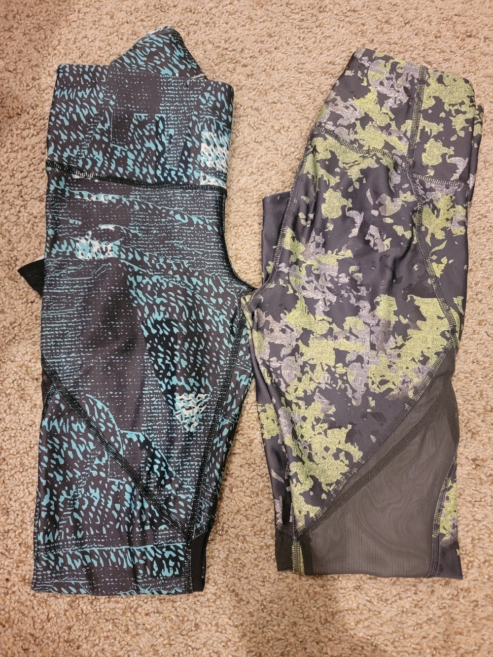 Women's Under Armour Athletic Leggings Size SMALL